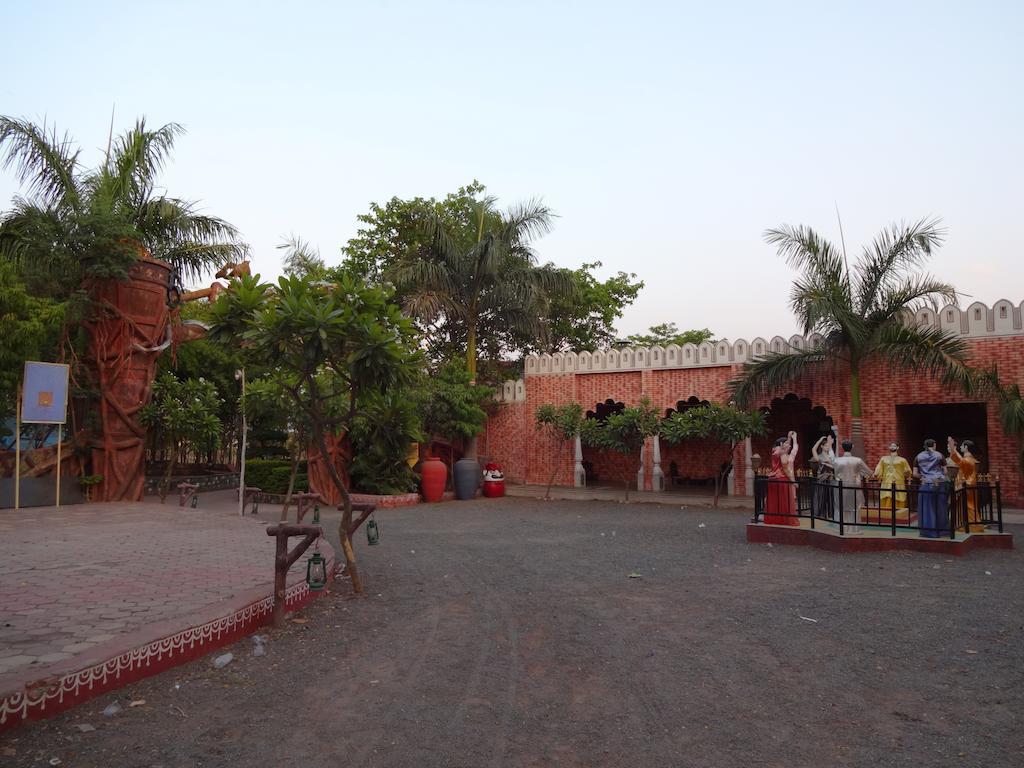 Chokhi Dhani Indore Ngoại thất bức ảnh
